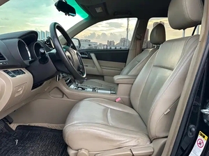 Fabriqué en Chine 2012 <span class=keywords><strong>Highlander</strong></span> 2.7L 2WD <span class=keywords><strong>5</strong></span> places Elite Véhicule d'occasion économique avec système de haute technologie pour les voyages en famille en plein air - Product Image 4
