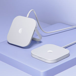 Cargador Inalámbrico Rápido de 15W con Soporte Plegable de Viaje, 3 en 1, Carga Magnética Inalámbrica para Teléfono, Reloj y Auriculares - Product Image 1