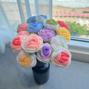 Décoration Artificielle de Fleurs en Crochet, Bouquet de Roses avec Tige, Bouquet de Fleurs Coloré pour Décoration Intérieure Unique, Produit Fini Y - Product Image 3