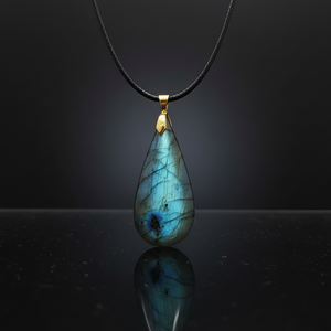 Gioielli all'Ingrosso, Ciondoli in Labradorite a Forma di Goccia d'Acqua in Vari Materiali Naturali per Regali in Cristallo - Product Image 1
