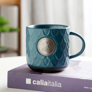 Taza de Cerámica con Diseño de Escamas de Pavo Real, 301-400 ml, Resistente al Calor, Ideal para Regalos - Product Image 5