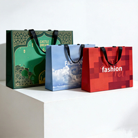Tas Kertas Ramah Lingkungan Mewah Biodegradable Tahan Lama untuk Iklan Toko Pakaian Grosir dengan Logo