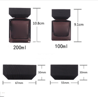 Vente en gros de diffuseur de roseau en verre fleuri sans flamme de 50ml bouteille carrée diffuseur de roseau carré de 100ml avec couvercles en bois de bambou