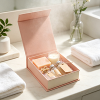 Coffret Cadeau Spa Rose avec Savon Pêche, Bougie Blanche, Bouteilles en Verre, Pot Givré, Fleurs Séchées, Vase – Emballage en Gros, Ensemble Cadeau