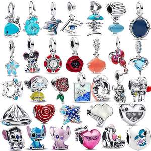 إكسسوارات هدايا عيد الميلاد الأنيقة والعصرية من الفضة الإسترلينية عيار 925 بتصاميم باندورا، ميكي، طيور مزينة بالخرز، أسماك، طائرات - Product Image 1