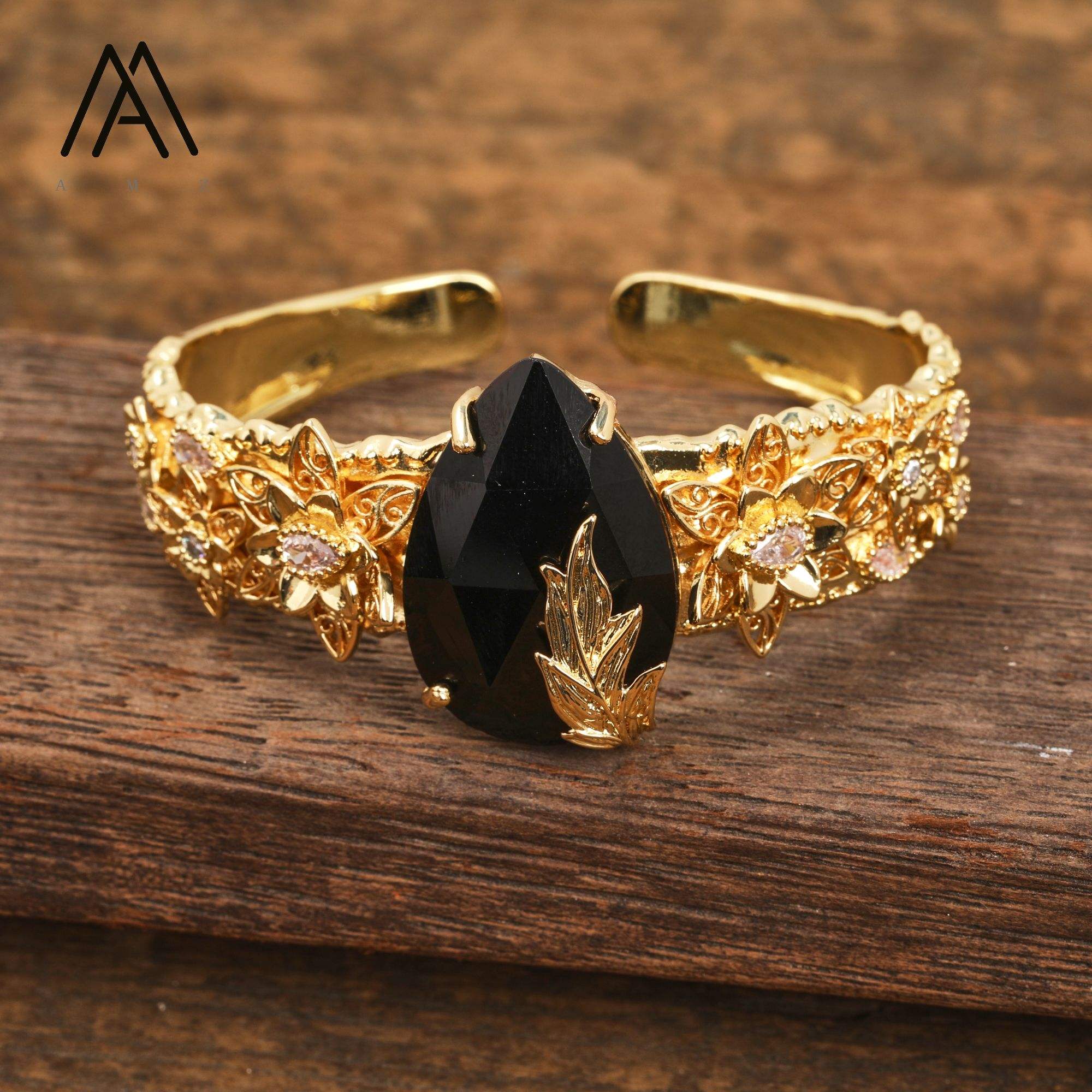 Bracelet en or et agate noire