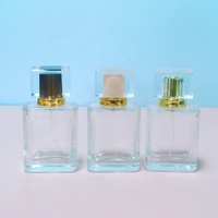 Venta al por Mayor de Botellas de Perfume de Vidrio Cuadradas Transparentes de 30ml 50ml 100ml con Pulverizador y Serigrafía Personalizada con Logotipo