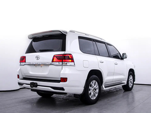 Toyota <span class=keywords><strong>Land</strong></span> <span class=keywords><strong>Cruiser</strong></span> Usado del Año 2023 <span class=keywords><strong>de</strong></span> <span class=keywords><strong>Segunda</strong></span> <span class=keywords><strong>Mano</strong></span> en Dubái en Venta Caliente - Product Image 4