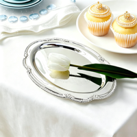 Plateau de service décoratif en métal argenté de luxe européen pour fruits, gâteaux et desserts, idéal pour les mariages, le thé de l'après-midi et les hôtels