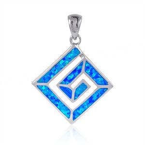 Pendentif de luxe en argent sterling 925 avec opale bleue hawaïenne et motif grec Meandros - Product Image 1