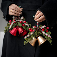 Nouvel Arrivage en Stock Décorations de Noël Transfrontalières Ambiance Festive Ornements Suspendus en Fer en Forme de Cloche pour Arbre de Noël Modernes