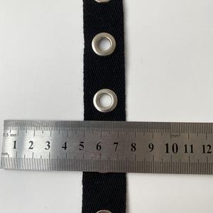 Vente en gros d'œillets en métal noirs pour corsets, accessoires vestimentaires - Product Image 2