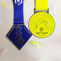 Conception personnalisée de revers en métal émail votre propre Logo Badge fabrication de médaille en métal