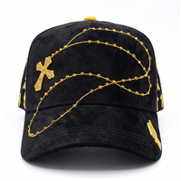 Gorra de Béisbol Unisex Ajustable de Alta Calidad con Diseño de Cruz con Pedrería, Visera Curva de Gamuza y Forro de Satén, Talla 14