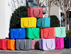 Sac Croc en EVA imperméable avec trous, personnalisé, pour femme, sac à main XL, sacs fourre-tout, sac <span class=keywords><strong>de</strong></span> plage en silicone, vente en gros - Product Image 4