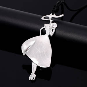 Collier long en argent vintage, forme de visage, pour femmes, tendance 2022, bijoux gothiques, produits tendance - Product Image 4