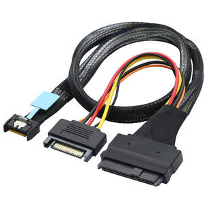 Arnés de Cableado Gen5 MCIO Slimline SFF-8654 4I a SAS 8639 U.2 con Núcleo de Cobre y Cubierta de PVC con Cable de Alimentación SATA de 15 Pines - Product Image 4