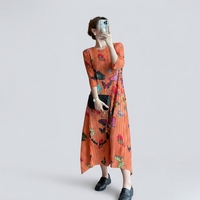 Produit le plus vendu de l'été : Robe midi plissée Miyake à taille naturelle, imprimé papillon élégant, manches 3/4, haute élasticité, tissée
