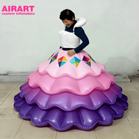Nouvelle conception de robe gonflable en PVC colorée pour accessoire de scène, costumes de princesse personnalisés pour adultes, déguisement