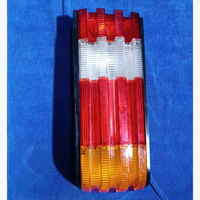 Pour Mercedes-Benz W126 300SEL OE A1268200864 Feu arrière LED cristal neuf avec lentille rouge 24V et clignotant
