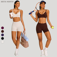 Ensemble de sport sans couture pour femme, comprenant un soutien-gorge à décolleté en V profond, bretelles réglables, coussinets amovibles, froncé, uni, taille haute et short de sport froncé aux fesses
