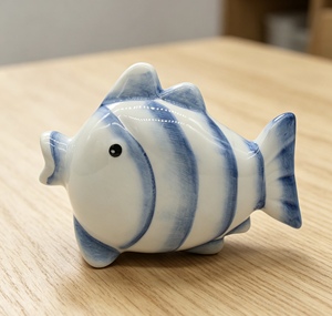 Piatto in Ceramica Dipinto a Mano Blu e Bianco a Forma <span class=keywords><strong>di</strong></span> <span class=keywords><strong>Pesce</strong></span>, Vassoio <span class=keywords><strong>per</strong></span> Servire Frutti <span class=keywords><strong>di</strong></span> Mare e Sushi, Decorazione <span class=keywords><strong>per</strong></span> Tavola, Regalo - Product Image 3