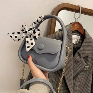 Bolso Cuadrado Mini Directo de Fábrica con Pañuelo y Cadena para Mujer, Bolso Cruzado de PU - Product Image 2