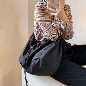 Casual Cool Hong Kong Style Canvas Crossbody <b>Bag</b> Women's <b>Large</b> Capacity Korean Style Nylon <b>Shoulder</b> <b>Bag</b> - Product Image 1