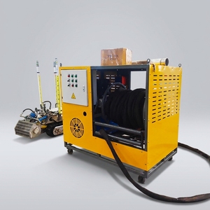 Robot de Limpieza de Lodos en Tuberías Subacuáticas para la Limpieza de Cascos de Barcos y Hélices con Sistema Inteligente de Evitación de Obstáculos - Product Image 2