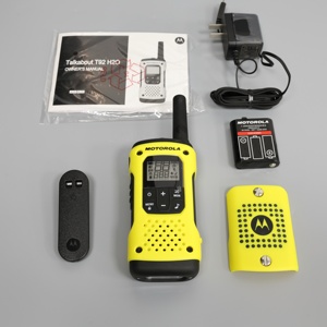 Radio <span class=keywords><strong>Motorola</strong></span> T92 H2O Resistente al Agua PMR446 de 16 Canales, Radio Bidireccional Flotante con Batería Recargable - Product Image 3