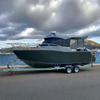 Bateau de pêche en aluminium de 25 pieds avec construction soudée, toit rigide extensible, moteur hors-bord pour divertissement et loisirs