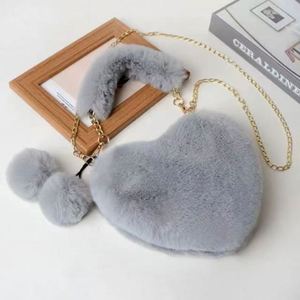 Nuevo Bolso de Moda con Forma de Corazón de Peluche, Bolso de Pelo para Otoño e Invierno, Bolso Cruzado de Moda para Mujer - Product Image 1