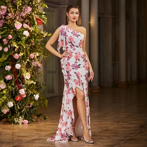 Elegante Abito Estivo con Stampa Floreale, Monospalla e Orlo Asimmetrico - Product Image 1