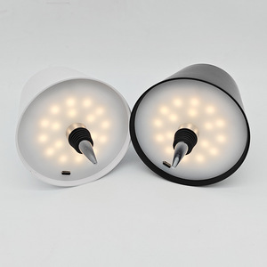 Lampada da Tavolo LED Incassata per Esterni, Campeggio, Sala da Pranzo, Lampada Ornamentale USB, Lampada da Scrivania Ricaricabile a Bottiglia di Vino - Product Image 5