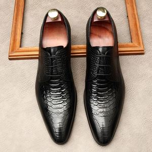 Chaussures en cuir décontractées polyvalentes de haute qualité pour hommes, fabriquées au Royaume-Uni, couvre-pieds en cuir, chaussures de ville formelles - Product Image 1