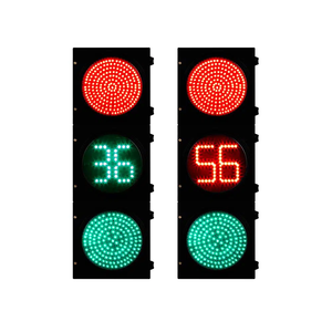 Exclusivo para Vehículos: Señalización de Tráfico LED de 300mm con Tres Combinaciones, Alimentación Solar y Eléctrica para Uso en Carreteras de Emergencia - Product Image 3