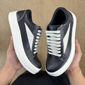 Sneakers <span class=keywords><strong>con</strong></span> Plateau Chunky Bianche e Nere <span class=keywords><strong>con</strong></span> Lacci, <span class=keywords><strong>Scarpe</strong></span> Casual <span class=keywords><strong>da</strong></span> Strada <span class=keywords><strong>con</strong></span> <span class=keywords><strong>Suola</strong></span> Spessa per Uomo e Donna, Originali - Product Image 3