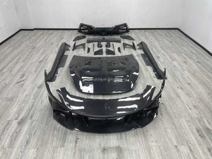 Kit Carrozzeria in Fibra di Carbonio Stile Masy per Ferrari Roma, Nuovo, con Labbro Anteriore, Minigonne Laterali, Diffusore, Spoiler, Cofano e Paraurti - Product Image 2