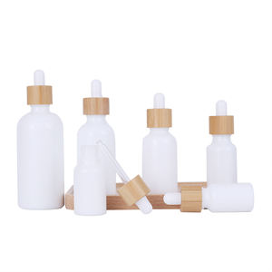 Botellas de Vidrio Boston Redondas con Gotero, Vacías, de Plástico, con Tapa de Madera o Bambú, de 5ml, 10ml, 15ml, 20ml, 30ml, 50ml y 100ml, para Aceites Esenciales - Product Image 4