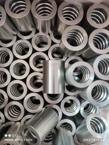 Ghiere per Tubi Idraulici Lomoflex00400 a Prezzo di Fabbrica, Senza Scanalatura per Tubi 4SP/4SH/R12, Manicotto di Crimpatura in Acciaio Inox 304/316/Acciaio al Carbonio/Ottone - Product Image 4
