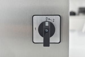 เครื่องบดเนื้อเชิงพาณิชย์ 220 กก./ชม. อัตโนมัติ ไฟฟ้า 220 โวลต์ สำหรับร้านอาหารขนาดเล็ก ร้านขายเนื้อ และครัวเรือน - Product Image 5