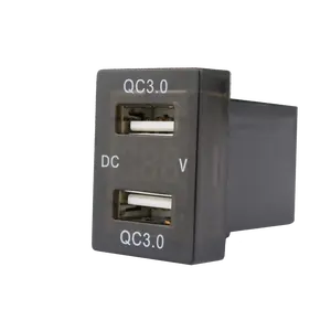 A56QC คู่ QC3.0ซ็อกเก็ตชาร์จ USB กับโวลต์มิเตอร์ดิจิตอลสำหรับใหม่โตโยต้า