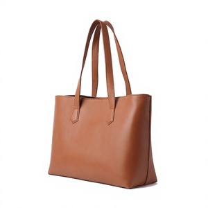 Sac fourre-tout tactique en cuir véritable pour homme ELYSIAN INDUSTRIES, marron uni, fermeture éclair, capacité 20-30L, poignée souple - Product Image 4