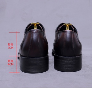 Chaussures en cuir de luxe de haute qualité, fabriquées à la main avec trois empiècements Goodyear, style business décontracté, chaussures en cuir formelles gravées pour hommes - Product Image 3
