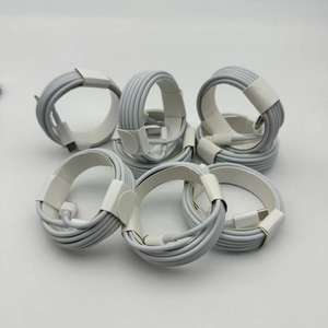 Cable de Carga Rápida Tipo-C a Micro USB de 1m/2m, 2.4A, con Conductor de Cobre Puro y Revestimiento de TPE para Teléfonos Móviles y Bancos de Energía - Product Image 5