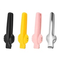 Outil de craquelage de noix de cajou, poignée en plastique Portable de haute qualité, cuisine multifonctionnelle, Machine manuelle à craqueler les noix de pin