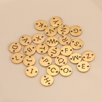 Dijes de alfabeto de doble agujero de acero inoxidable, colgantes de conector de enlace de letras inglesas pequeñas para hacer collar, pulsera, regalo