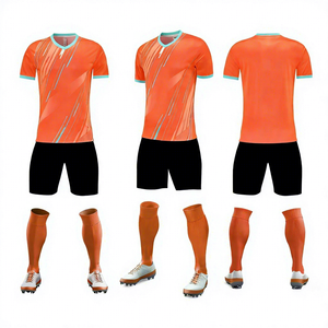 Camiseta de Fútbol para Hombre al por Mayor, Duradera, 100g Poliéster, Diseño Personalizado para Club, para Entrenamiento, Cuello en V, <span class=keywords><strong>Manga</strong></span> Corta, Secado Rápido, Todas las Temporadas - Product Image 1