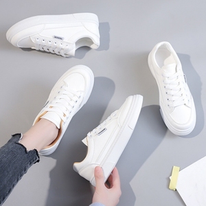 Summer New Korean Style White Sneakers, Versatile Mesh Sports Flats for Students - Product Image 2