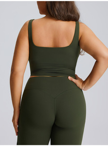 Conjuntos Deportivos Reversibles de Talla Grande para Yoga y Gimnasio, Top Deportivo y Leggings Acampanados de Cintura Alta para Mujer - Product Image 4